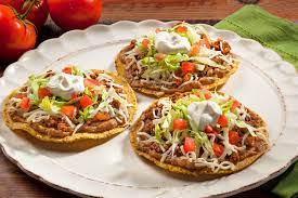 What is the difference between sopes and tostadas?